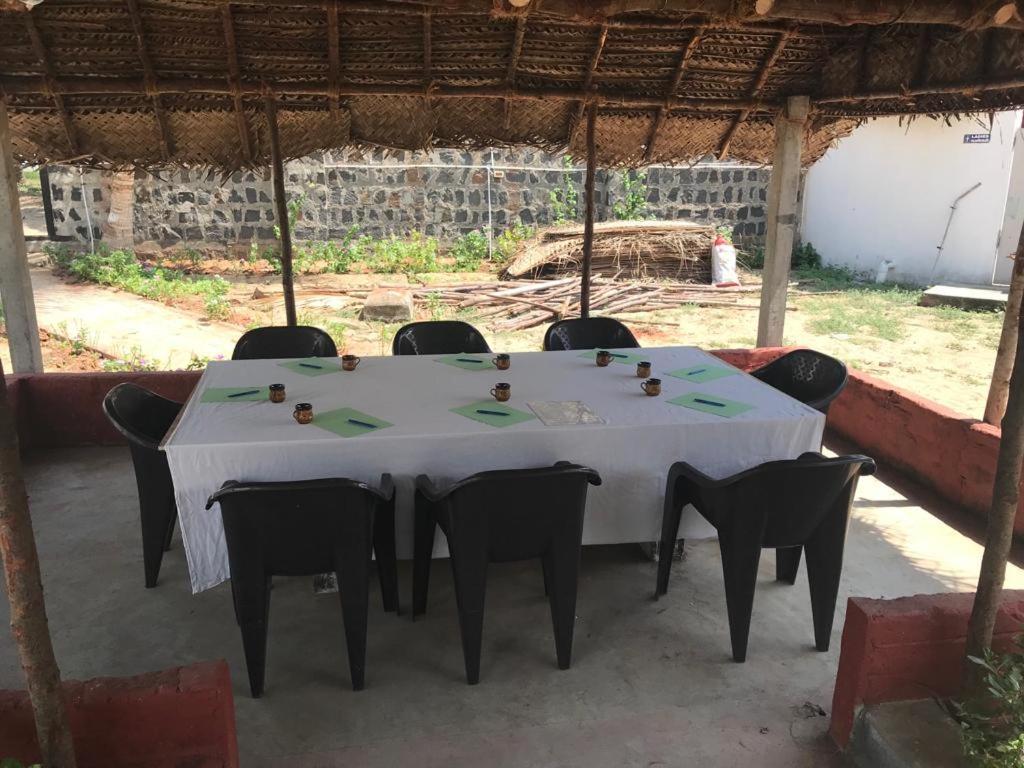Chan Beach Resort Bahur Ngoại thất bức ảnh