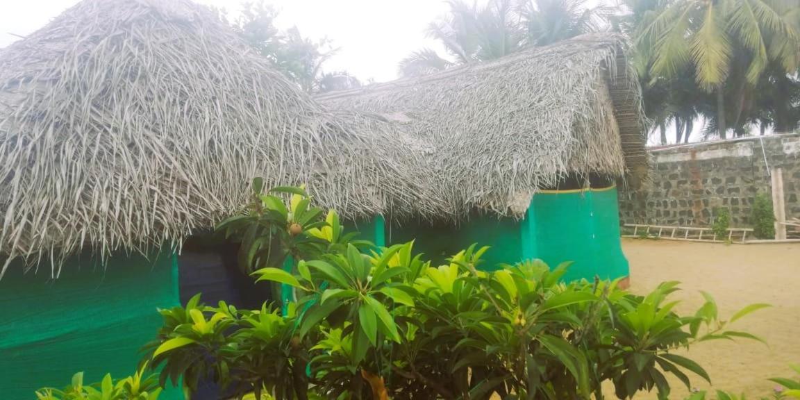 Chan Beach Resort Bahur Ngoại thất bức ảnh